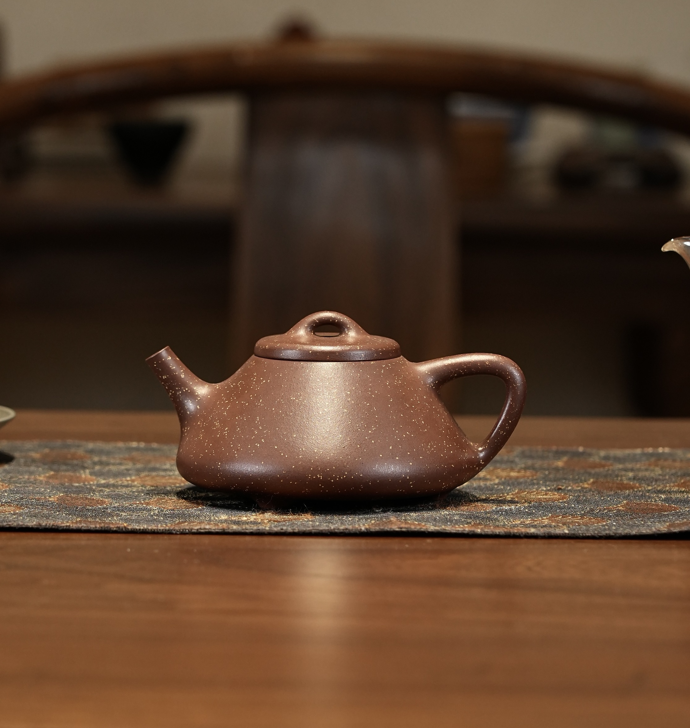聚水堂范国平作品紫泥铺砂子冶石瓢壶精美泥壶柱础高石瓢手制牛盖