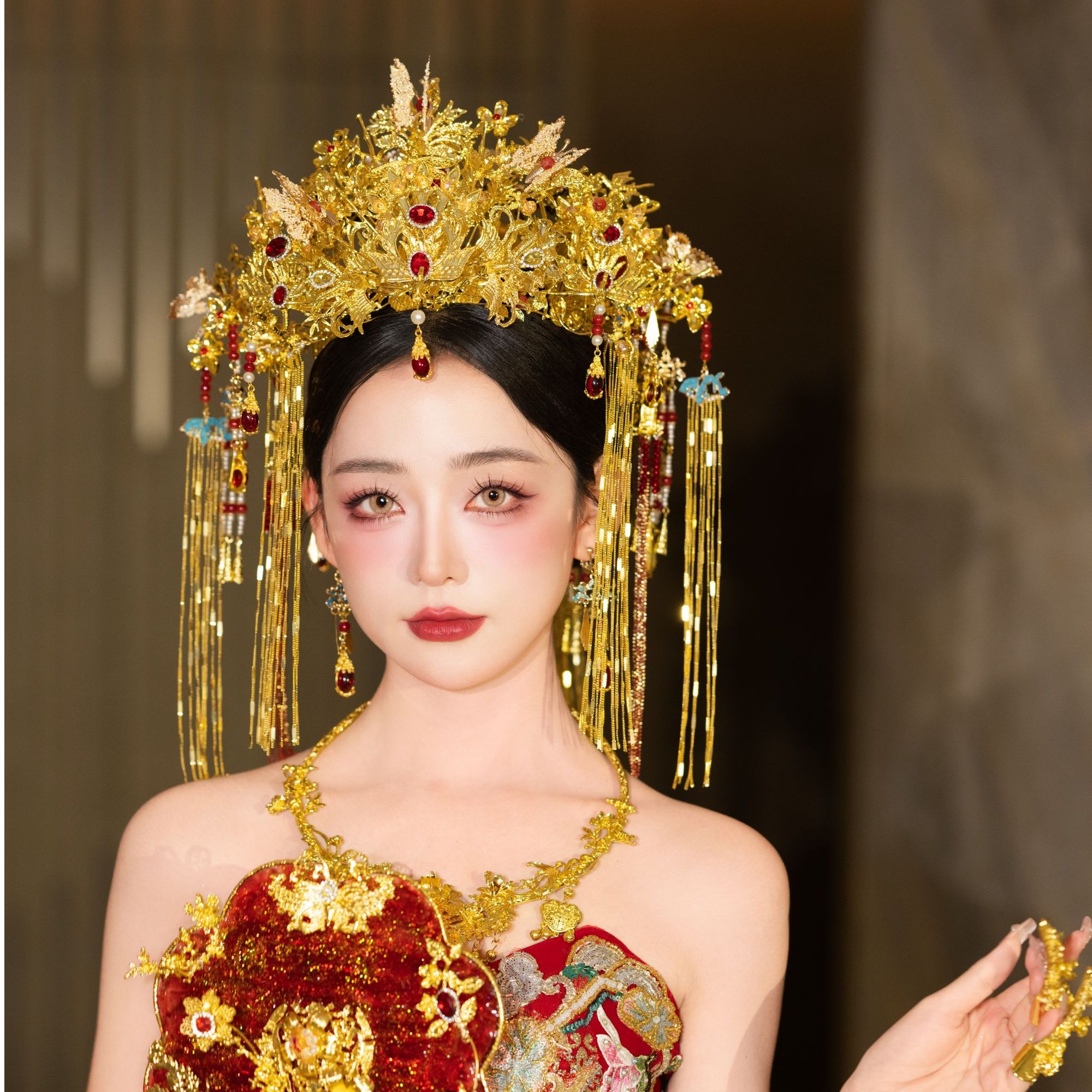 Z8098新款中式婚礼金色花朵立体蝴蝶奢华大龙凤褂秀禾汉服头饰