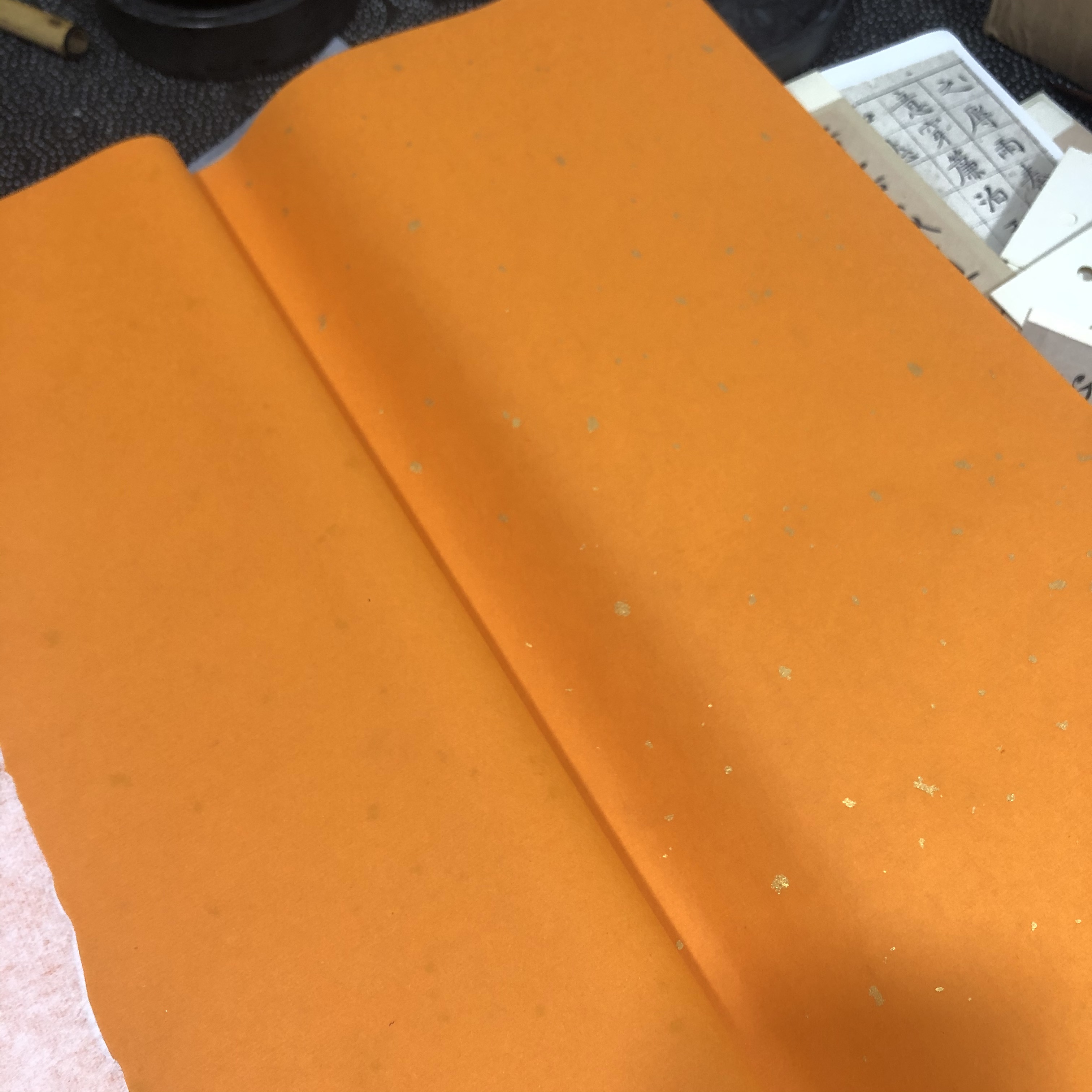 佛黄洒金檀皮宣底纸-纯手工拓制书法专用