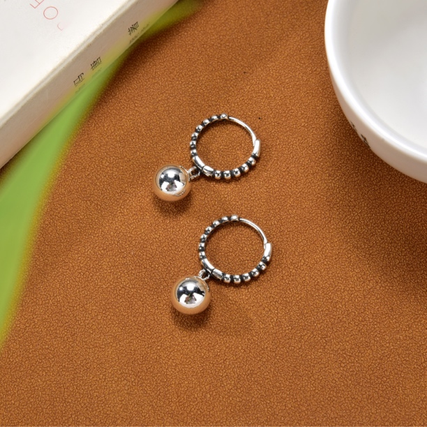 925银耳饰 （云）简约时尚银珠耳扣一对