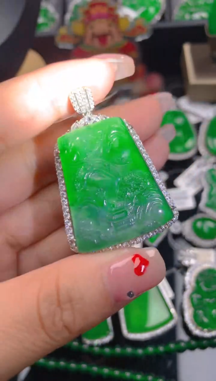 【闪购商品】翡翠颈饰银S925镶嵌26