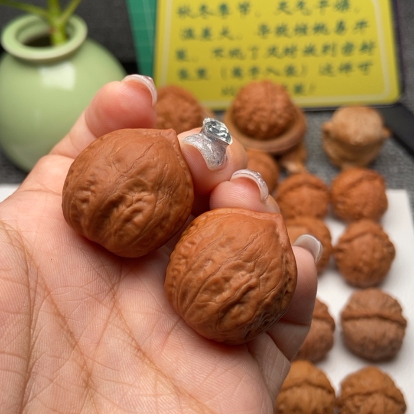 【闪购商品】文玩核桃吊坠骆*