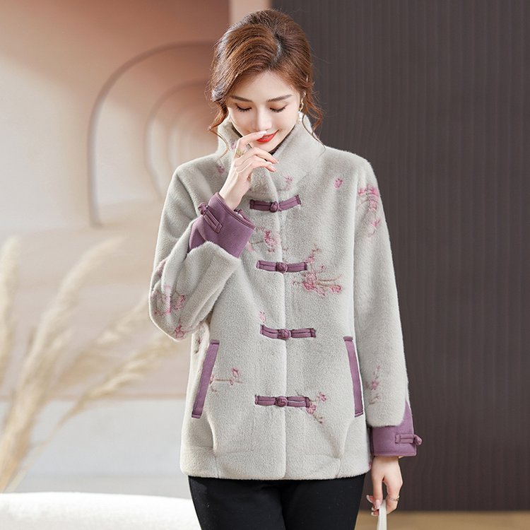 短外套爆款上新妈妈装国风款高端外套中老年女装洋气宽松版短外套