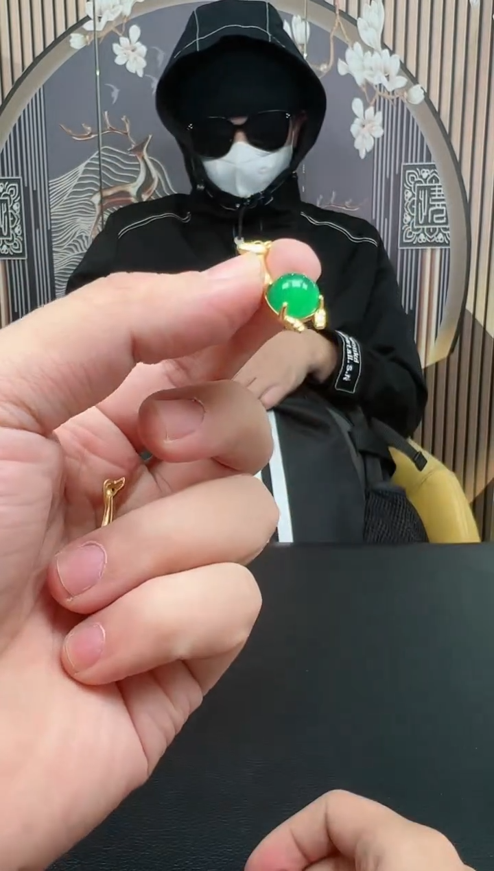 【闪购商品】玛瑙吊坠未镶嵌多样性发其一