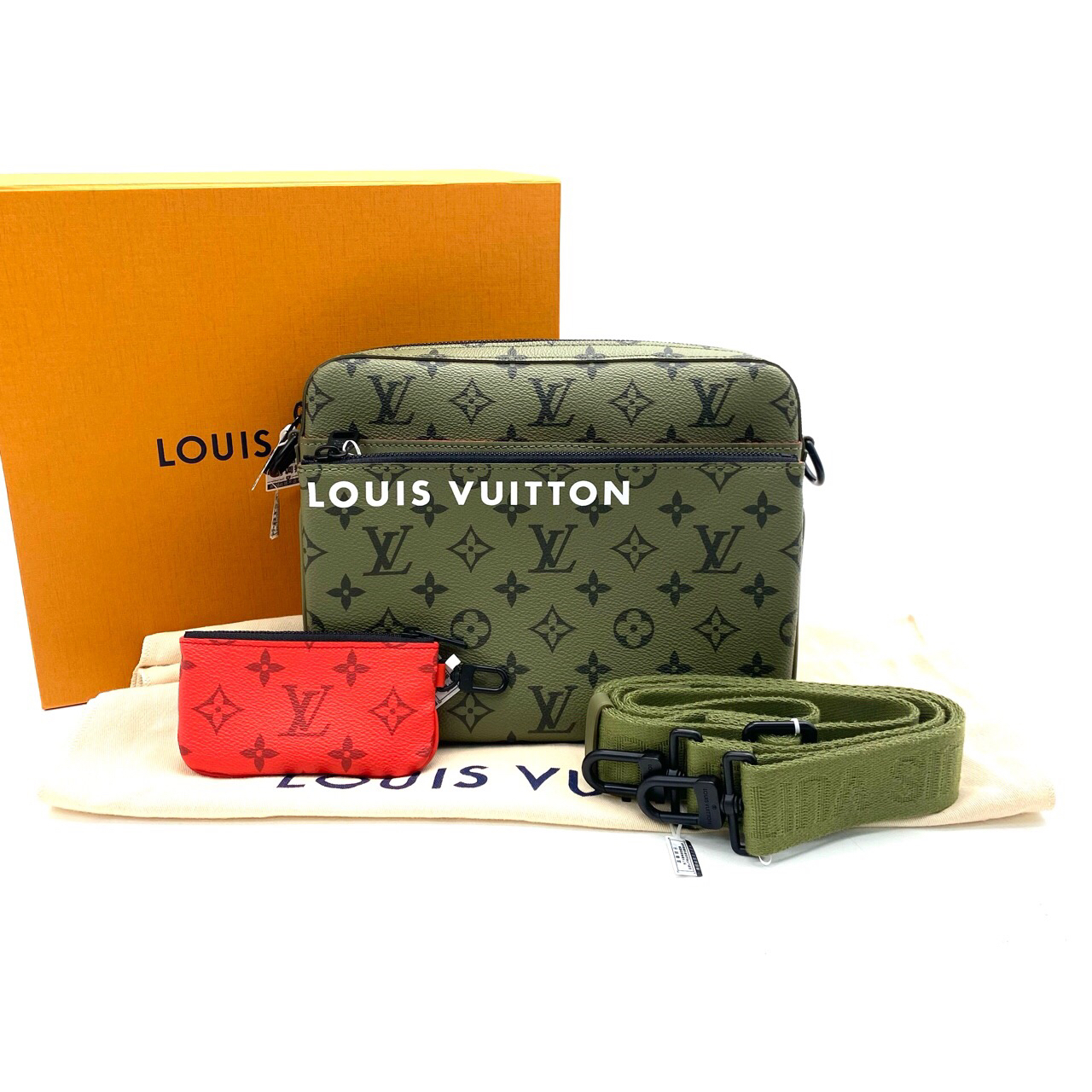 全新未使用 LouisVuitton/路易威登 抹茶色三合一斜挎包尺寸25/18