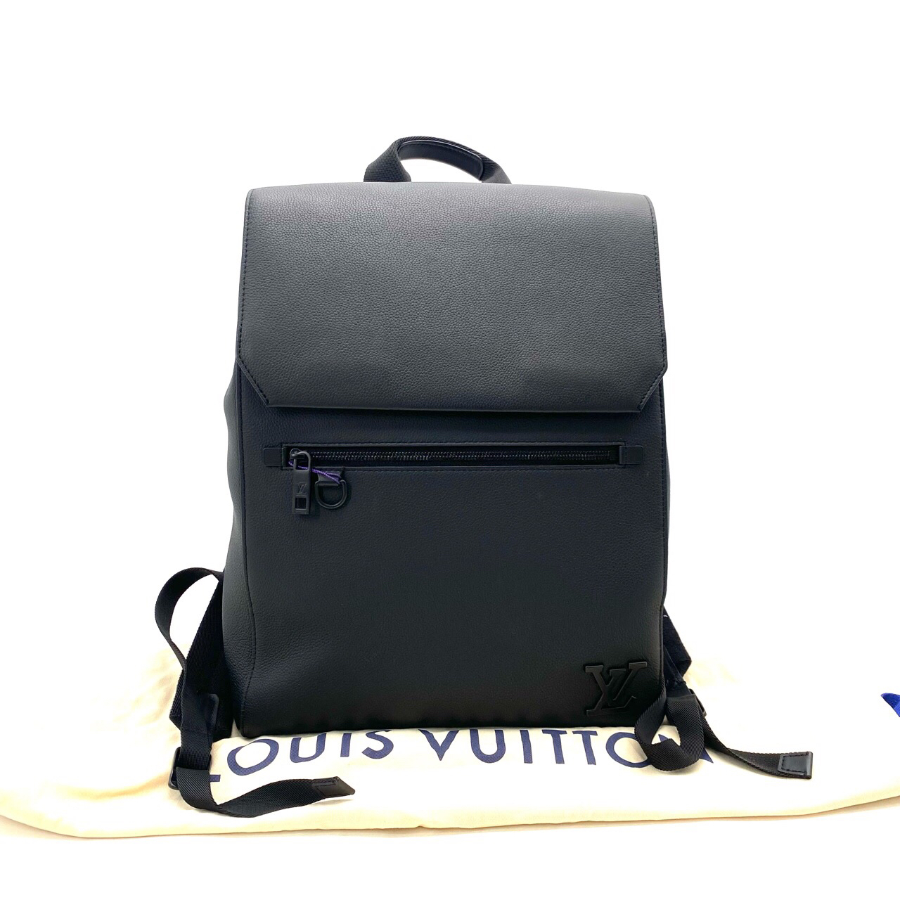 95新 LouisVuitton/路易威登 新款FLAP全皮双肩包尺寸30/40