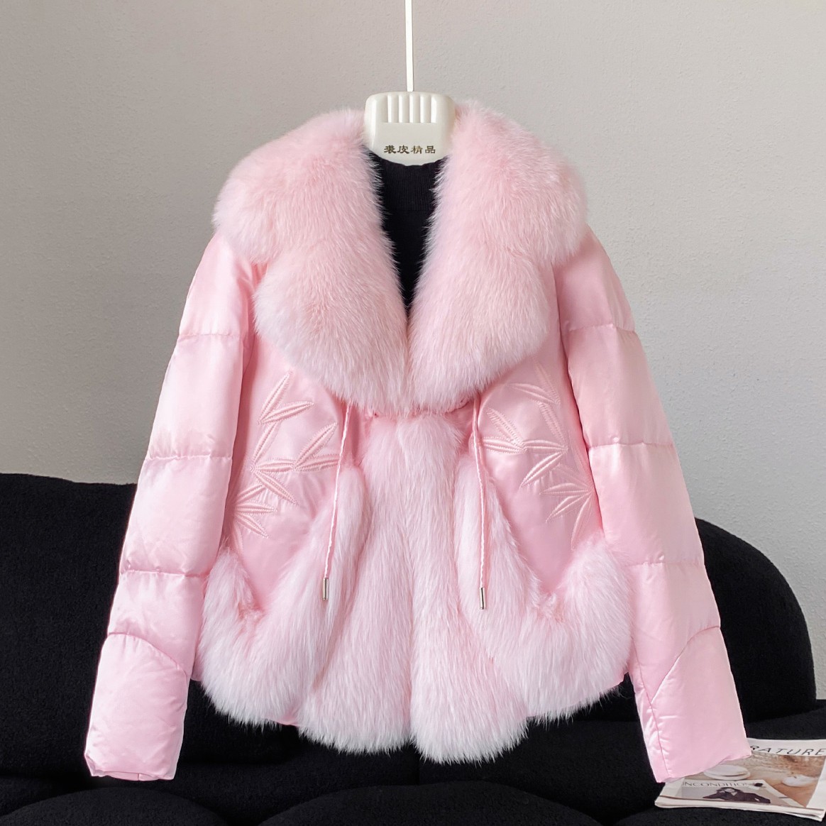 KAISER/凯撒3Y4780冬季休闲时尚设计师羽绒大毛领保暖羽绒女装