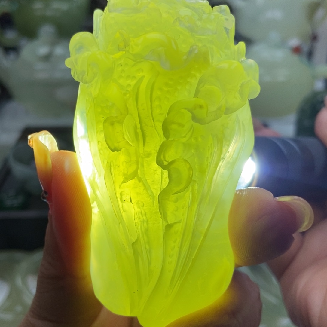 蛇纹石玉手把件未镶嵌