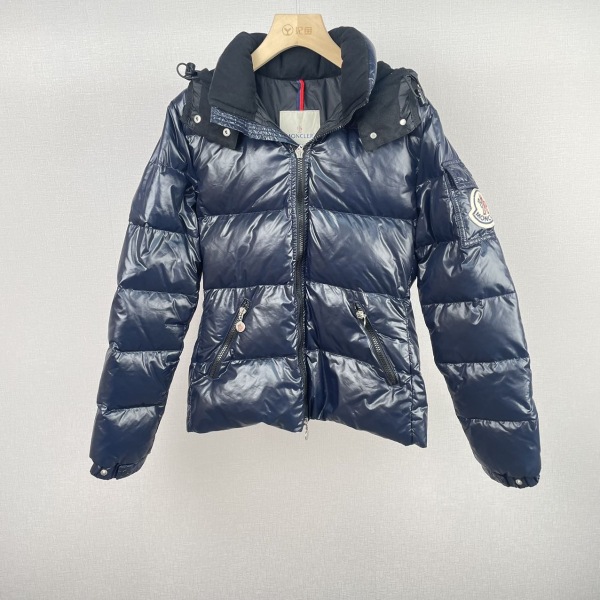 盟可睐/聚酯纤维/羽绒服/95新/市场价8600/z0925