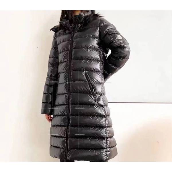 盟可睐/聚酰胺纤维/羽绒服/99新/市场价24600/宇1029