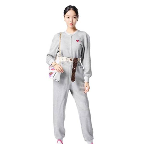 路易威登/棉/套装/95新/市场价23800/z0718