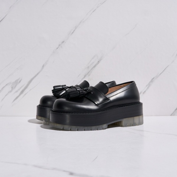 葆蝶家/牛皮/乐福鞋/未使用/市场价8800/z0716