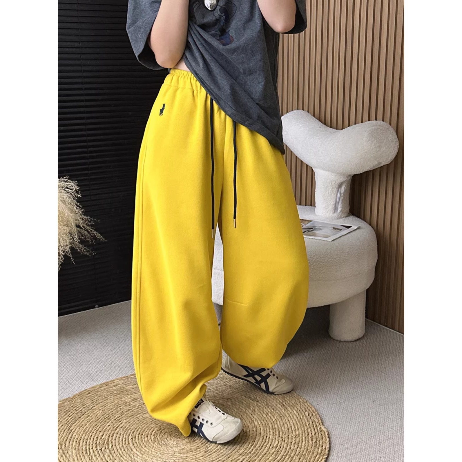 【现货+运费补贴】加绒加厚小马刺绣休闲裤女秋冬高腰百搭阔腿裤