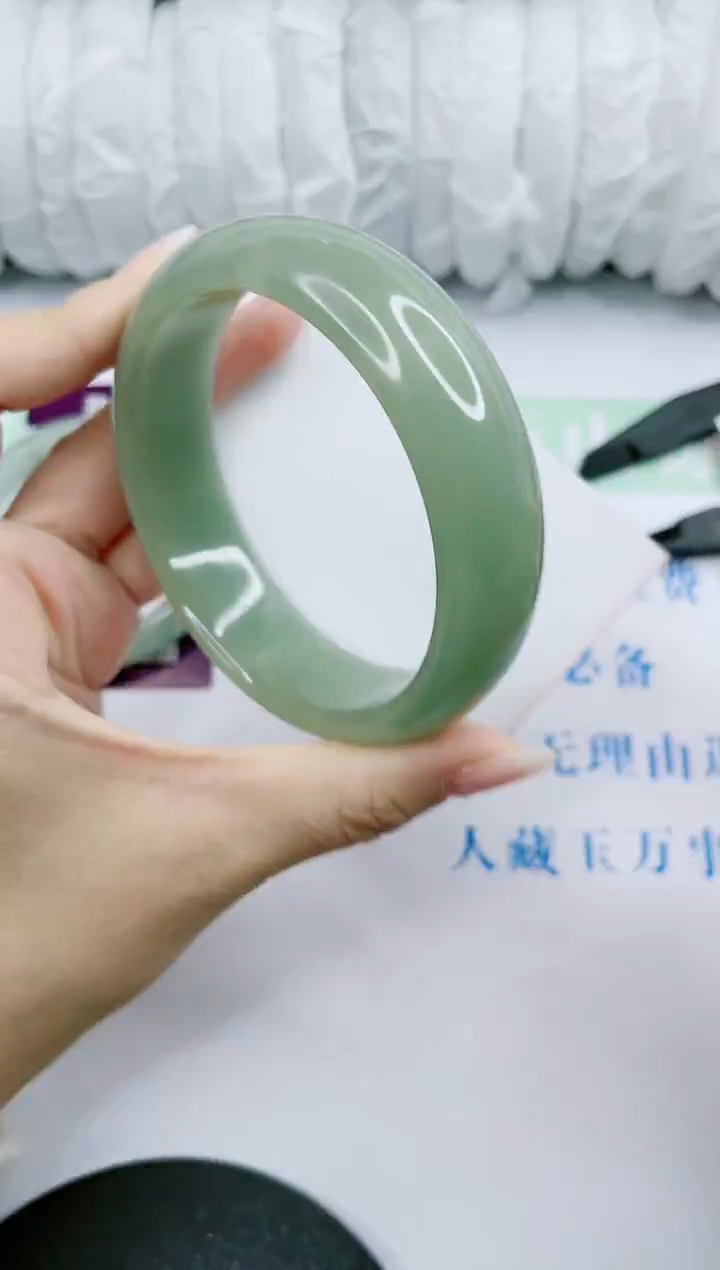 【闪购商品】石英质玉手镯未镶嵌0545928938-64