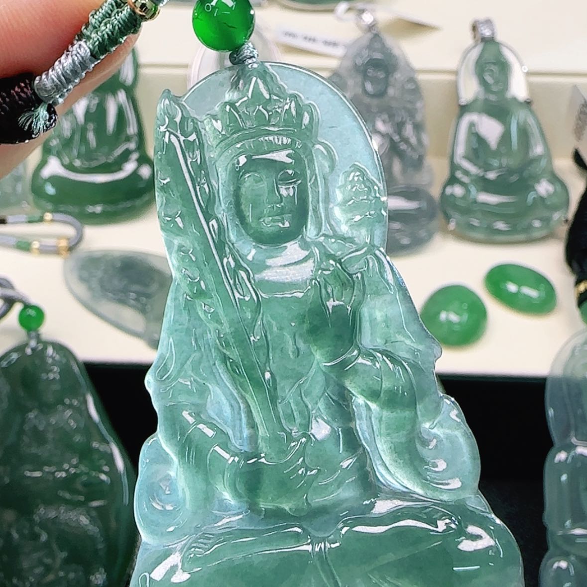 【闪购商品】翡翠颈饰未镶嵌