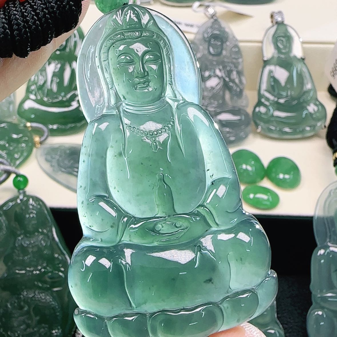 【闪购商品】翡翠颈饰未镶嵌