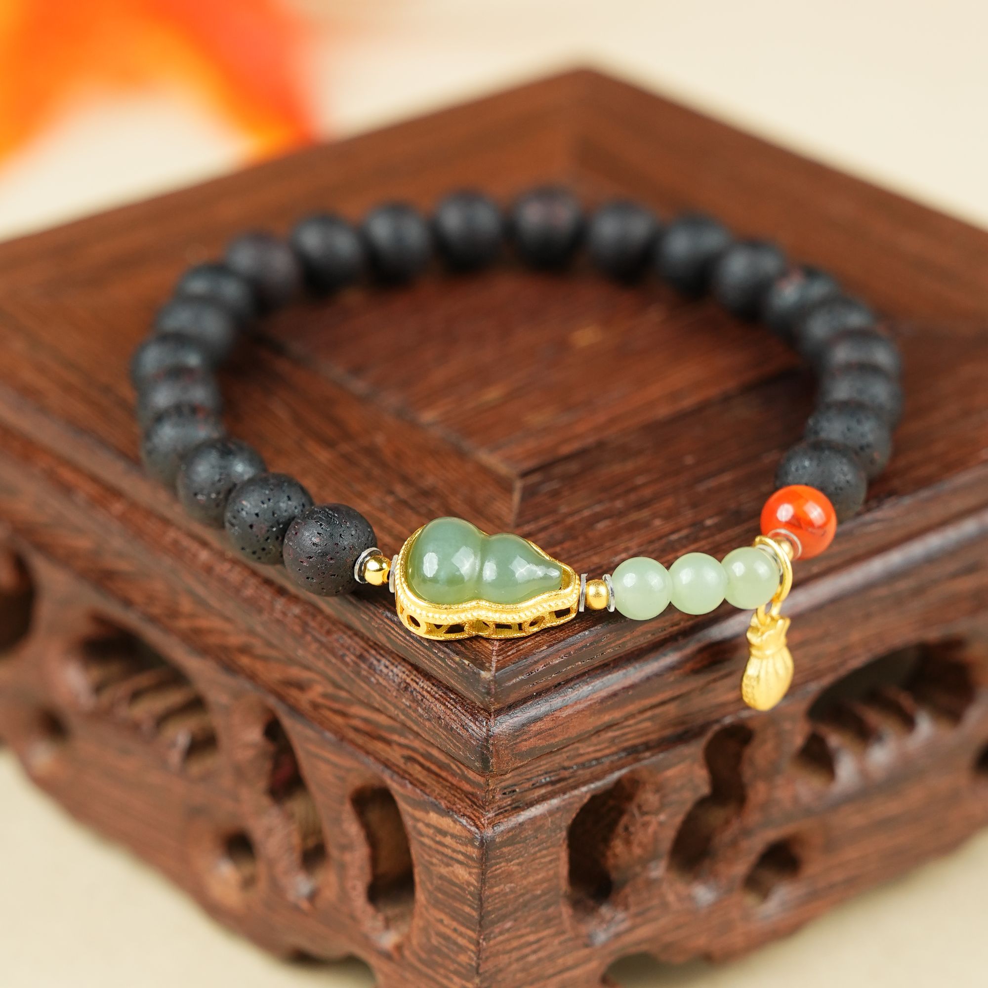 降真香南红和田玉小葫芦单圈手串轻奢百搭女士