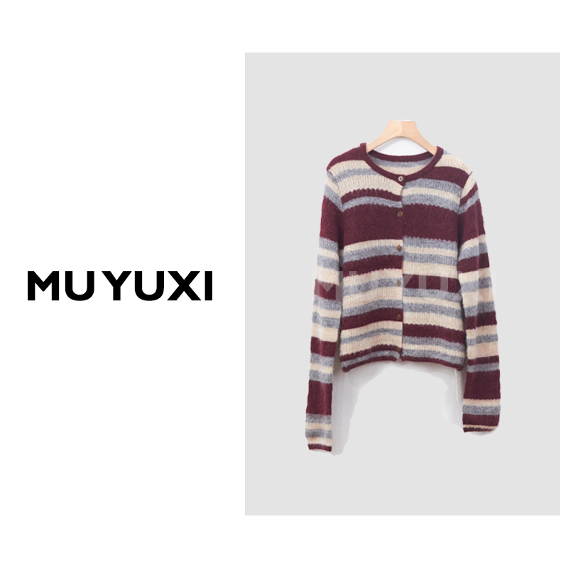 MU YUXI 2024秋季新款条纹圆领开衫上衣 RC252
