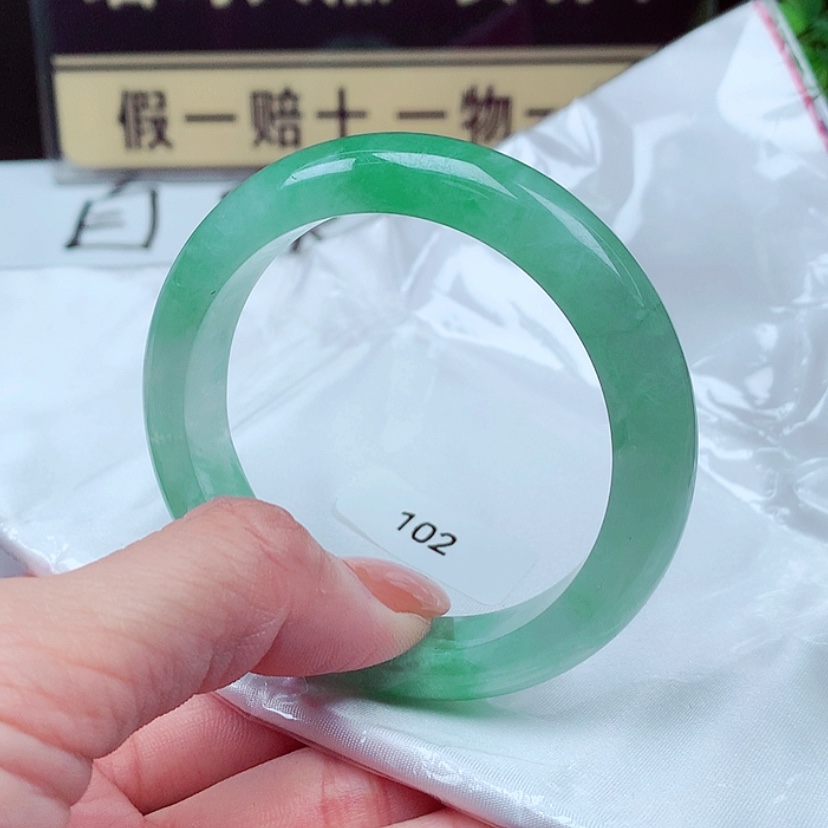 【闪购商品】翡翠手镯未镶嵌