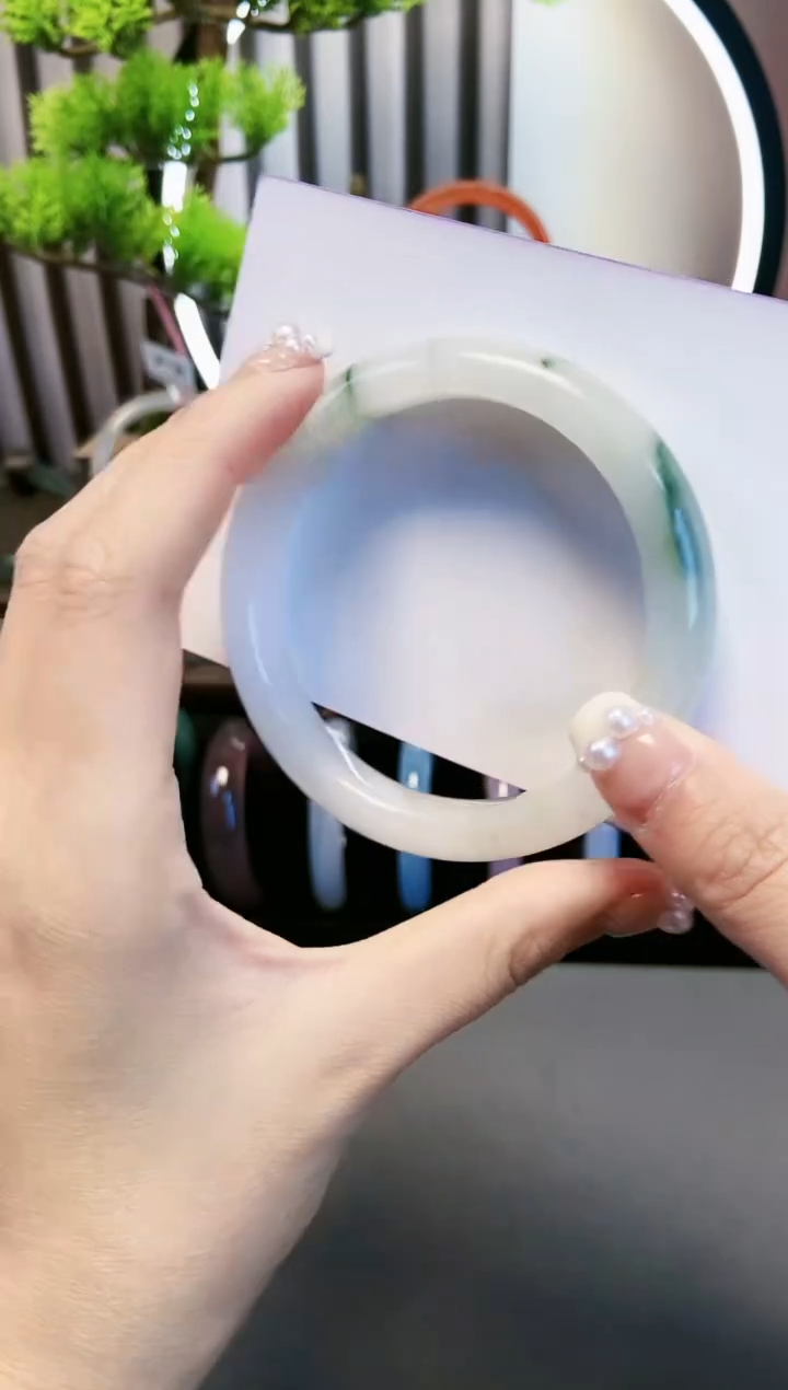 【闪购商品】石英质玉手镯未镶嵌1-62.1