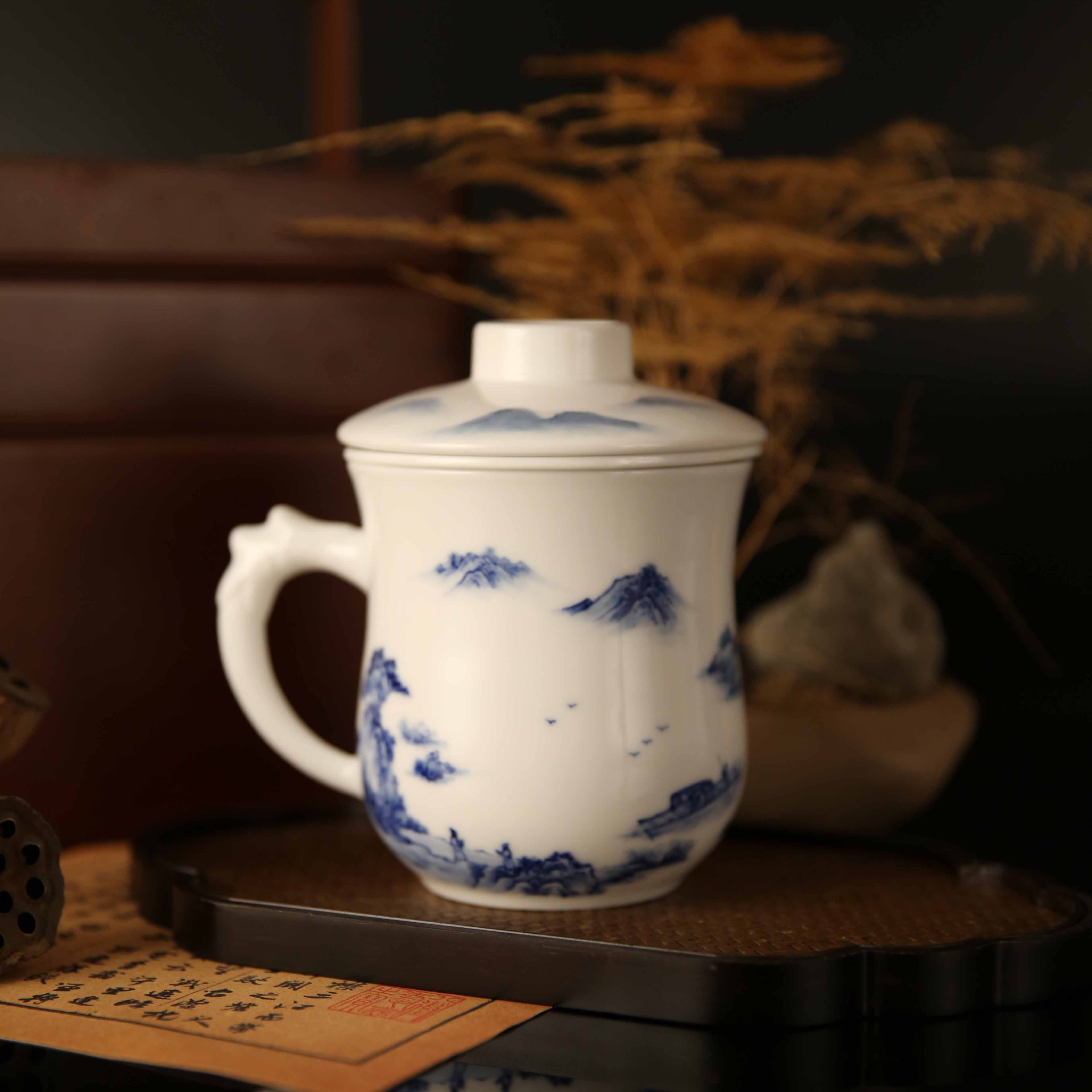 景德镇陶瓷手工手绘高温釉下青花山水办公杯家庭客厅公司用礼盒装