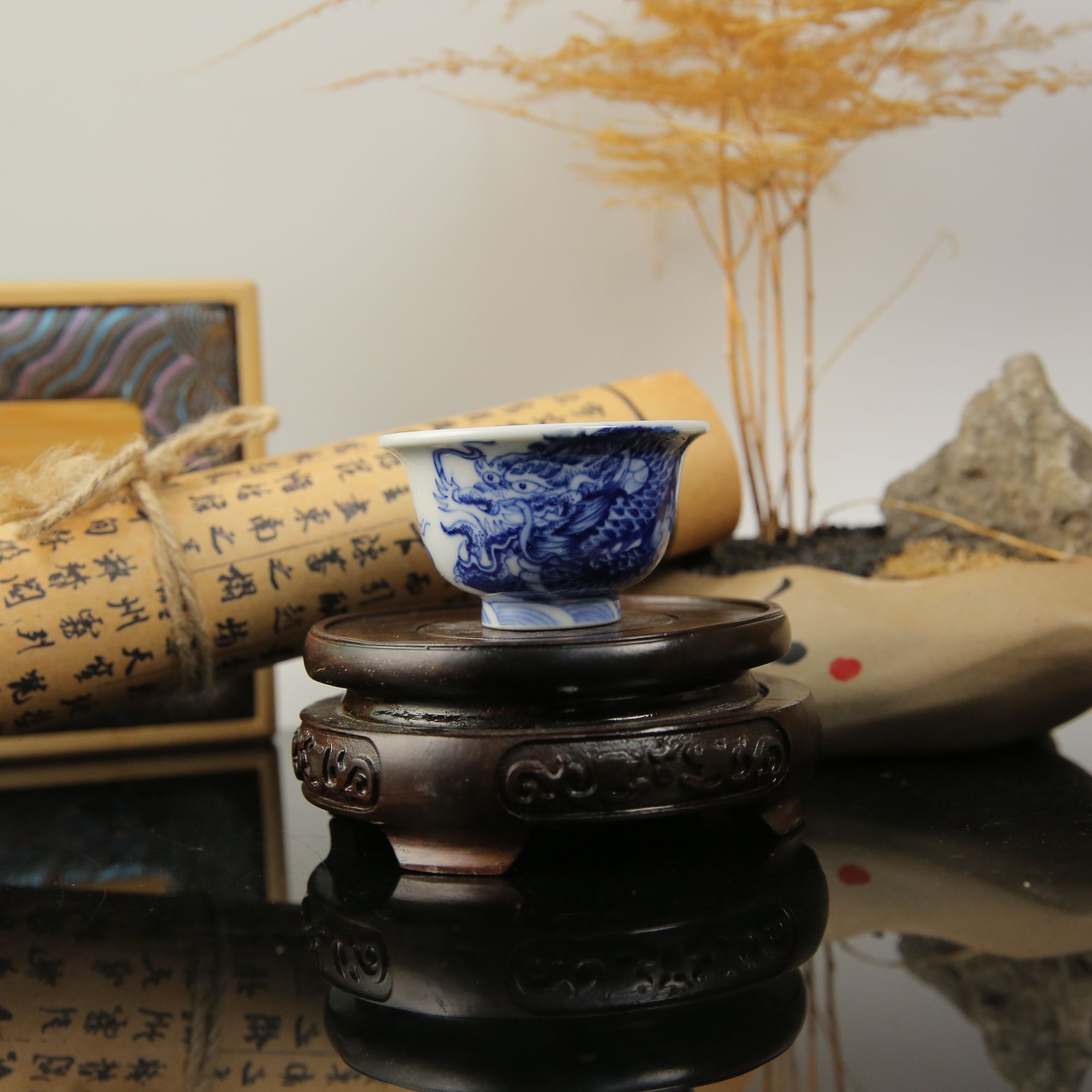 鑫德运堂景德镇 手绘釉下青花龙凤纹小号压手杯高档 陶瓷 约110cc