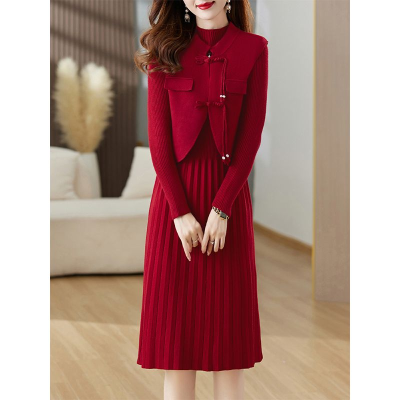 连衣裙女春秋2025年新款气质洋气喜婆婆婚宴年轻红色套装两件套冬