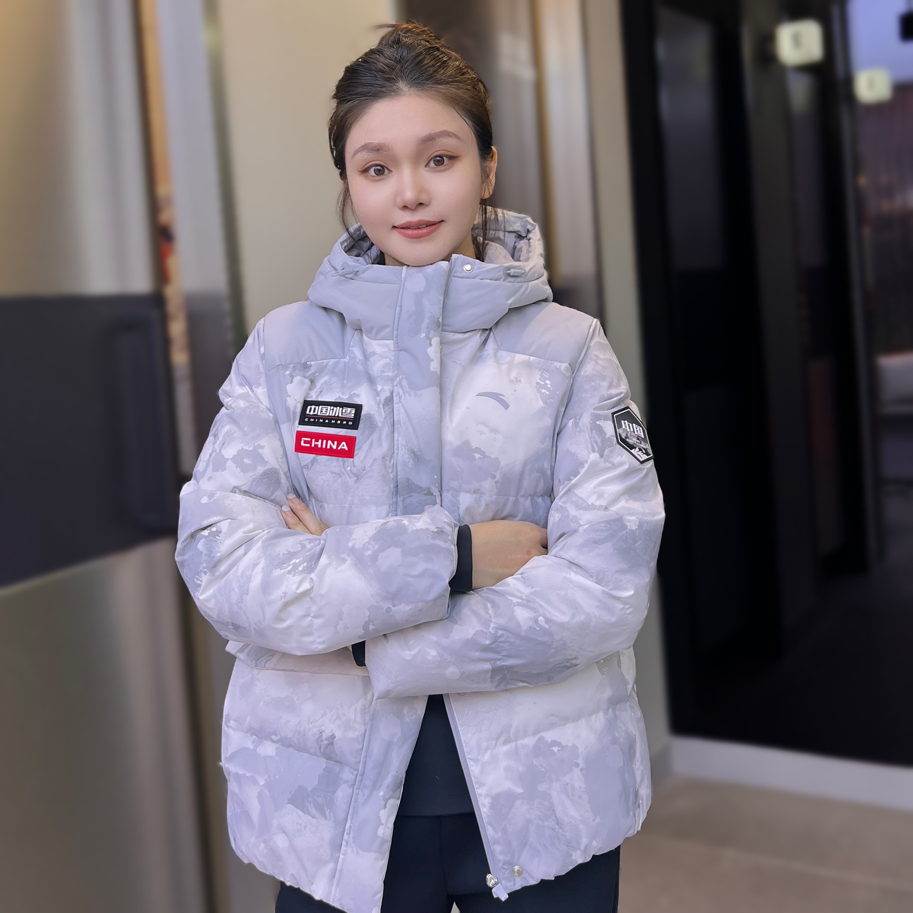 安踏【中国队】连帽加厚保暖冬季时尚运动防风男女羽绒服7926N/7904