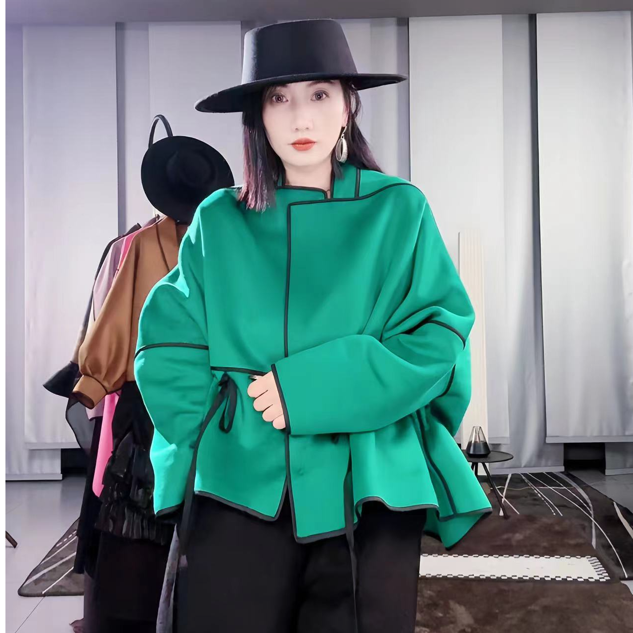 2024秋冬抽绳收腰短款大衣女小众设计时尚宽松显瘦百搭个性外套潮