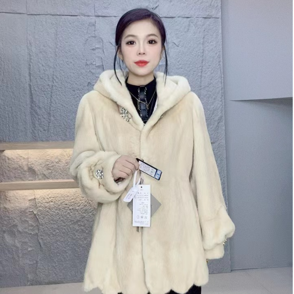 232230【DC】女装反季撤柜水貂皮草外套米黄
