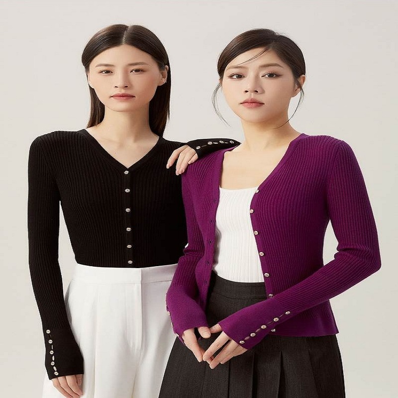 【商场同款】2024春秋新款修身V领纯色小香风时尚外套百搭女短开衫