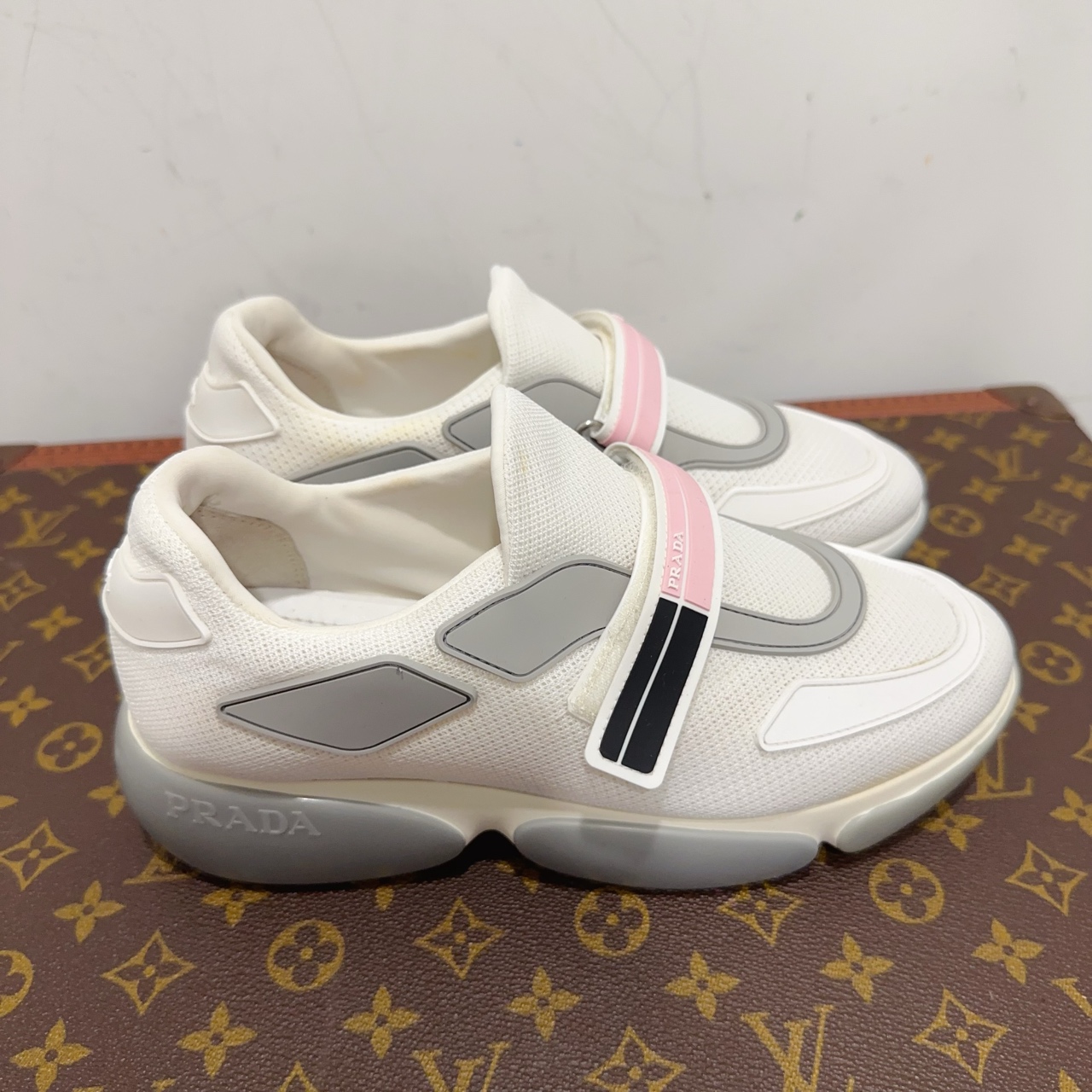 95新 Prada/普拉达 安洁利运动鞋 尺码36成色直播为准 GSS20317