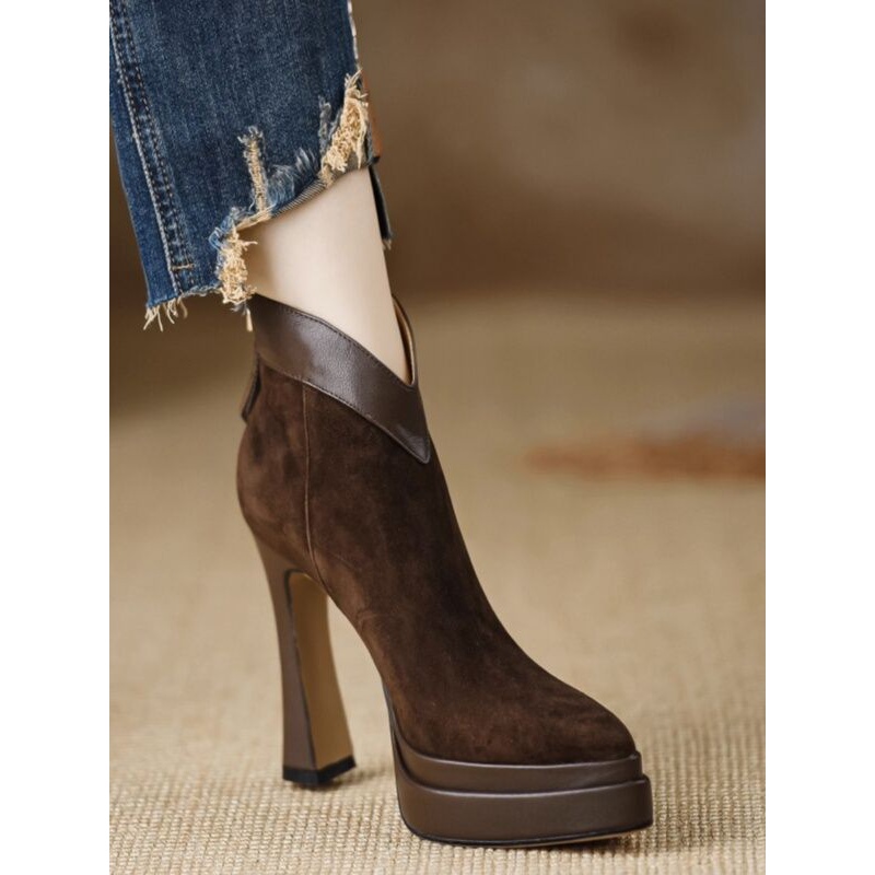 2024秋冬新款尖头舒适细跟高跟靴子防水台后拉链棕色口磨砂踝靴