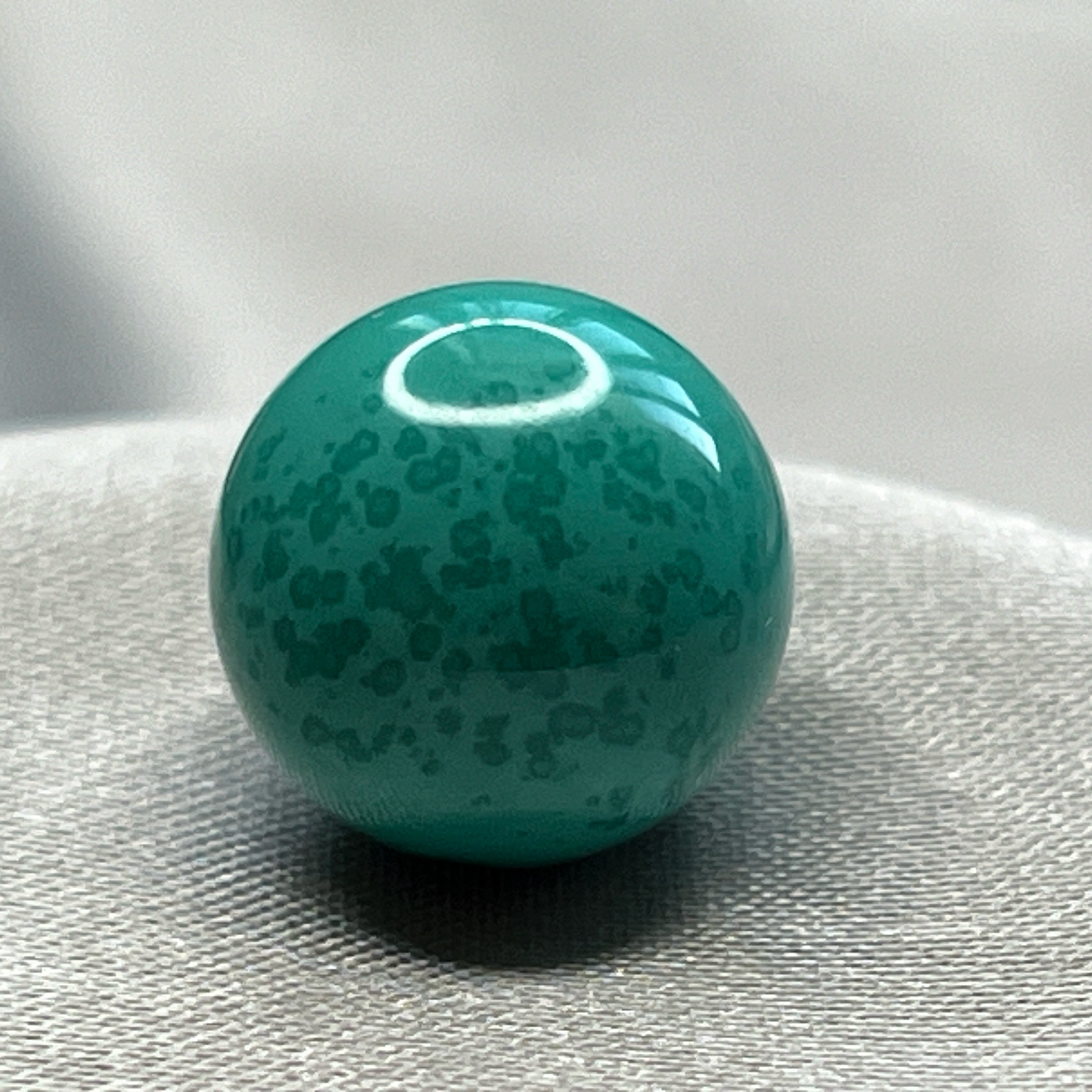 特色雨点松圆珠，直径11.5mm重2.23克