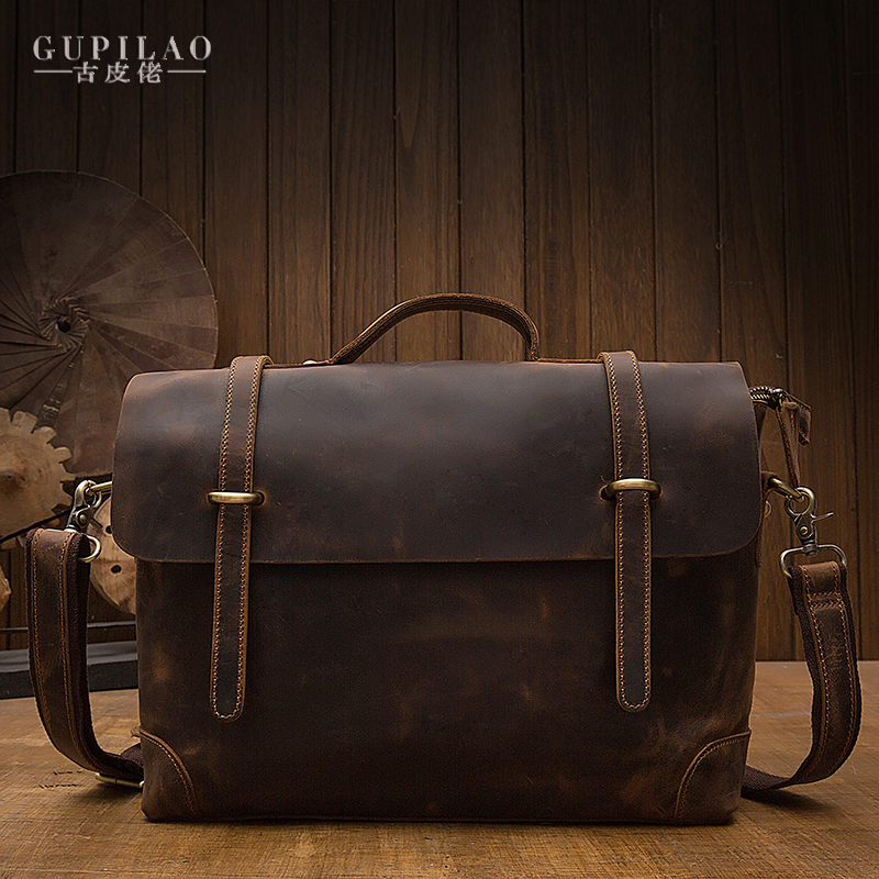 手工头层牛皮单肩斜挎包复古疯牛皮邮差包真皮男包公文包男手提包