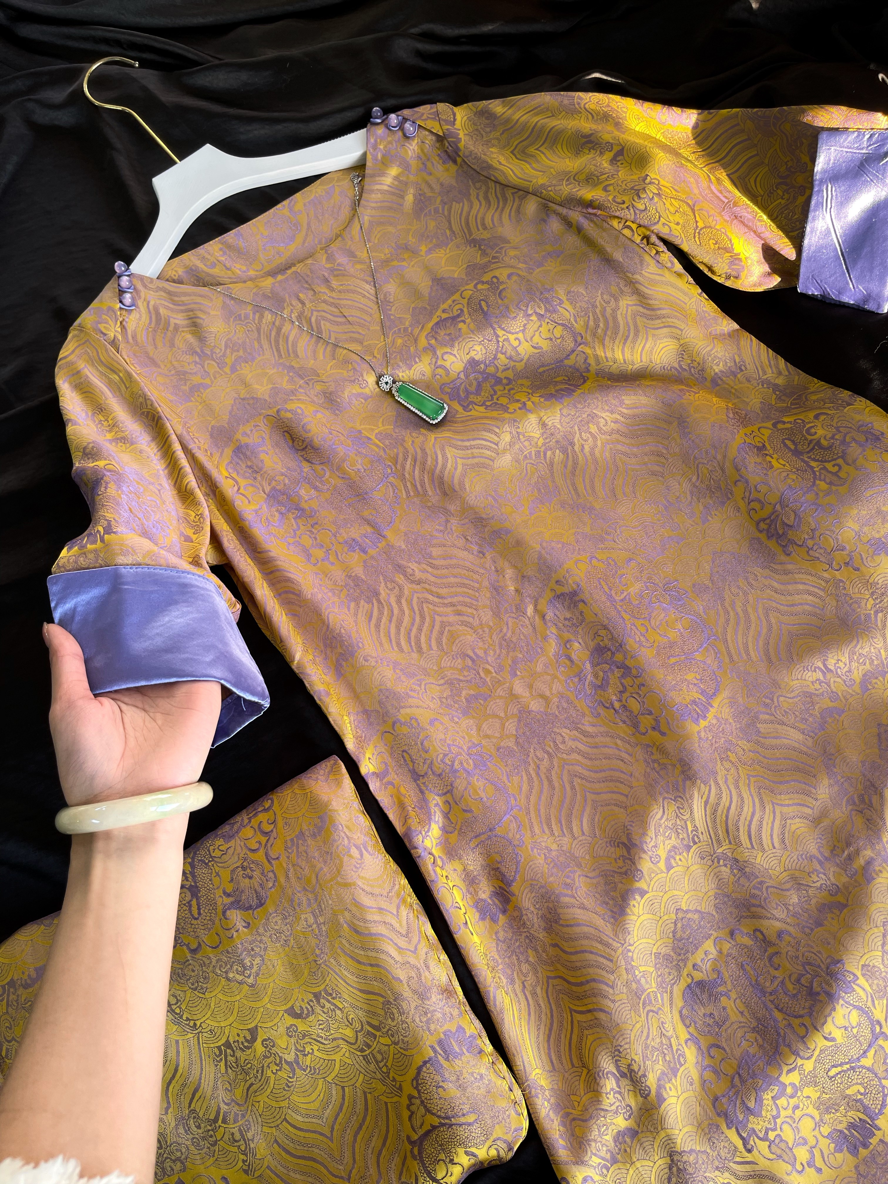 【日常新中式】 龙纹新中式国风盘扣女中长款连衣裙提花宽松