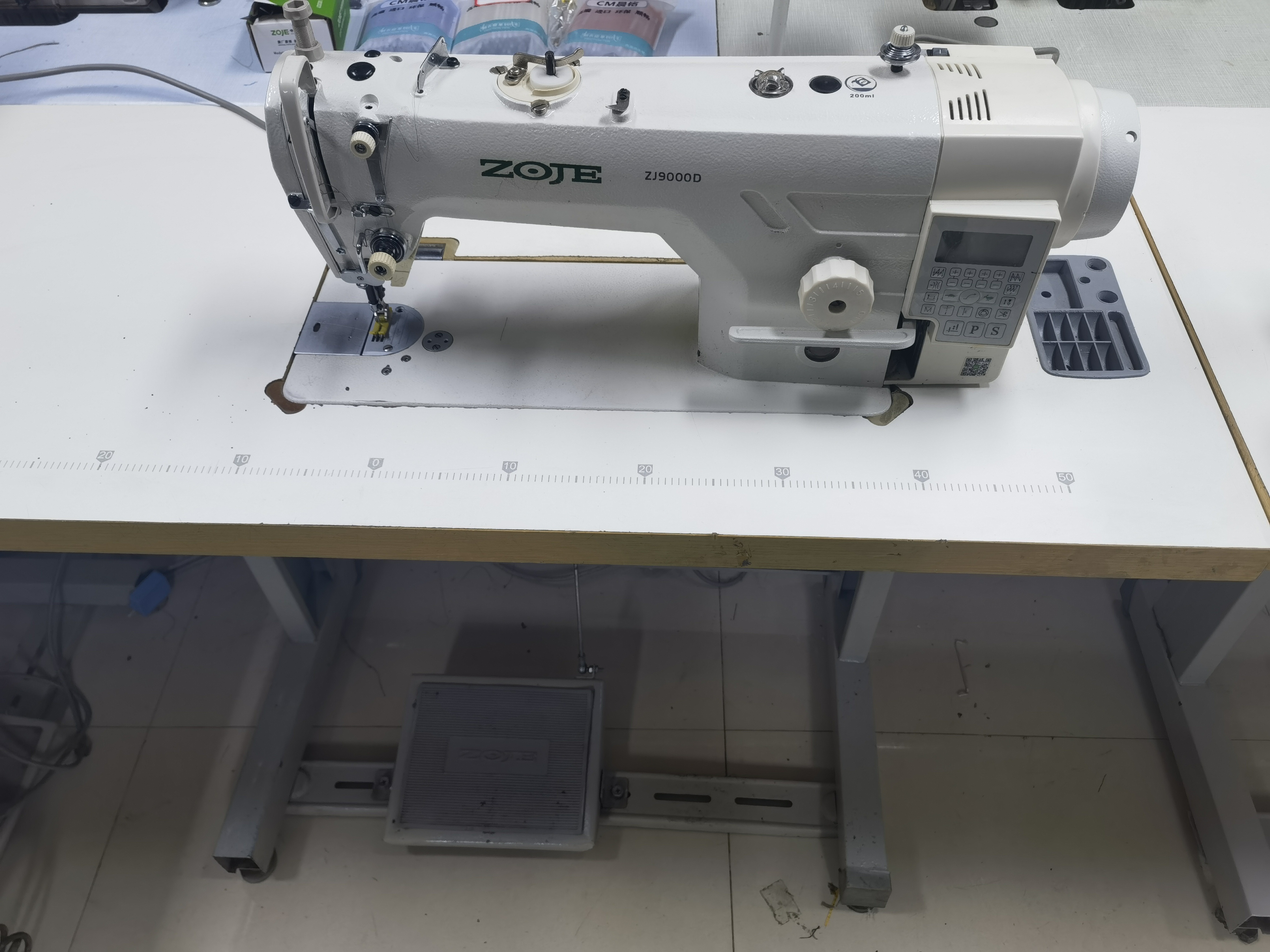中捷9000D四自动微油电脑平缝机