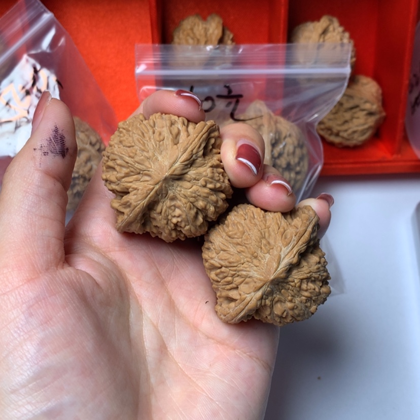 【闪购商品】文玩核桃吊坠