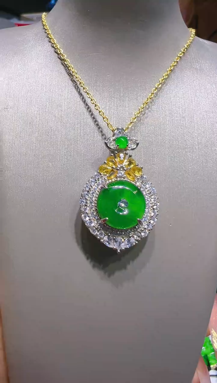 【闪购商品】翡翠吊坠赠链银S925镶嵌 多样性发货