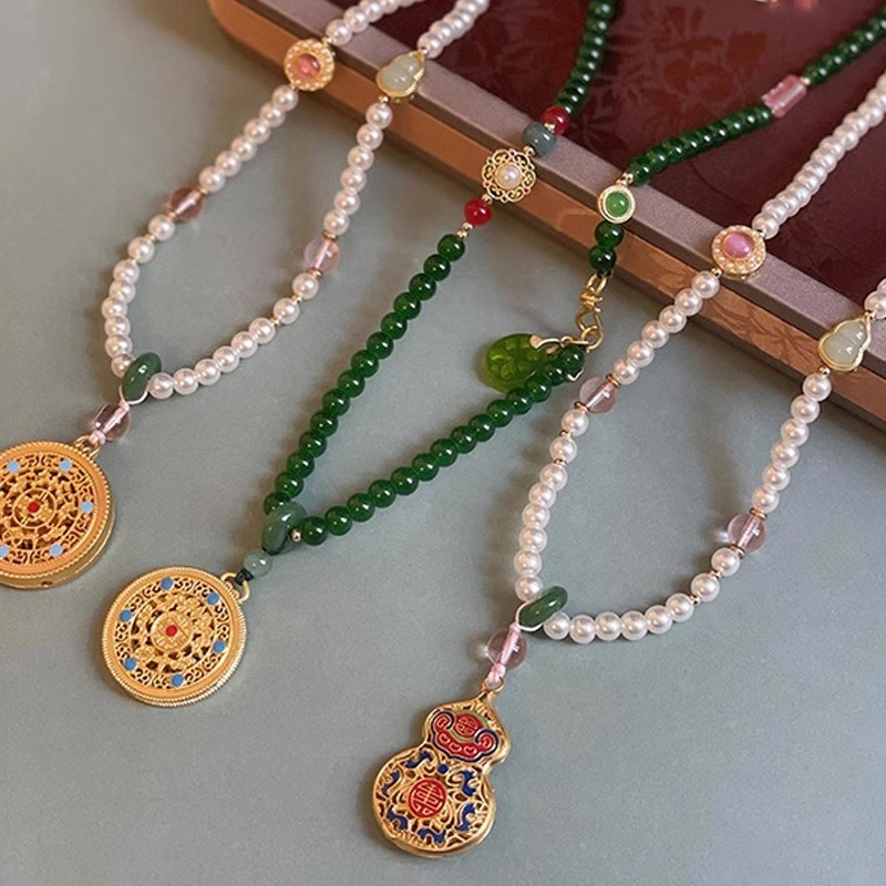 非金属树脂项链 新中式复古圆牌串珠项链马面裙 汉服 旗袍 民族风