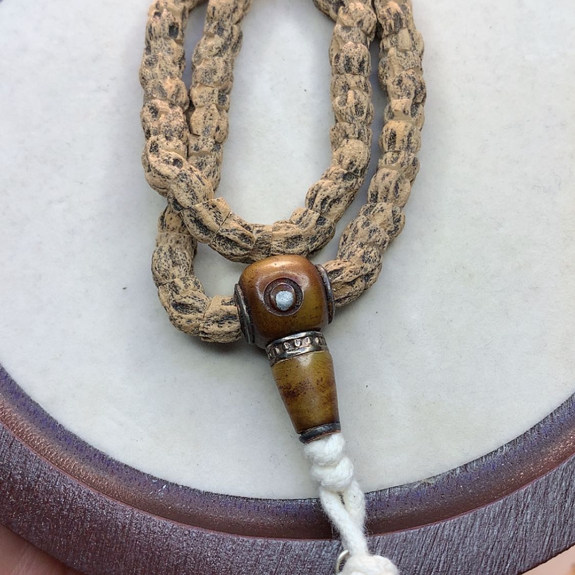 【闪购商品】柏香籽/百香籽手串小****?