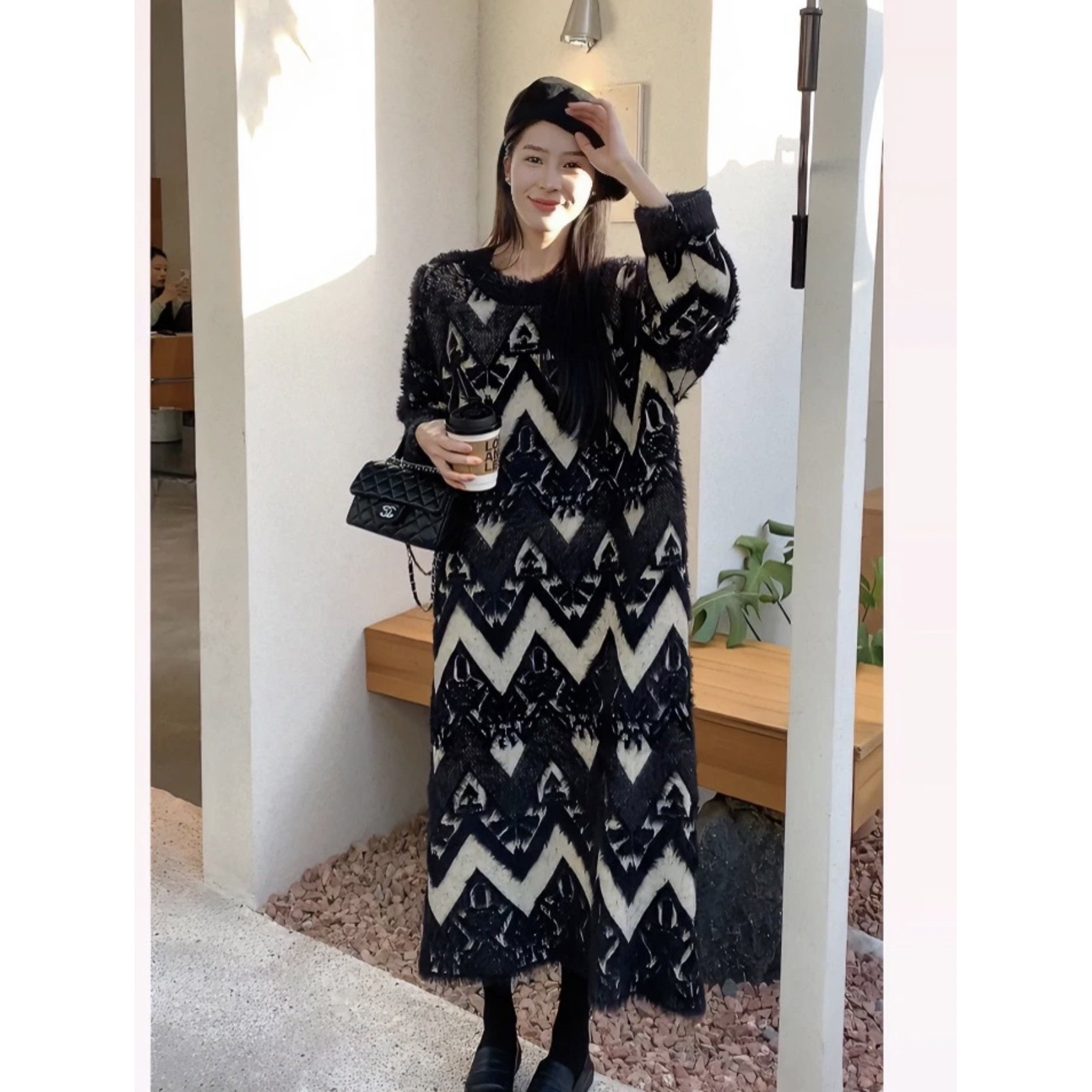 孕妇装2024新款秋冬慵懒风撞色条纹毛衣裙女内搭中长款针织连衣裙