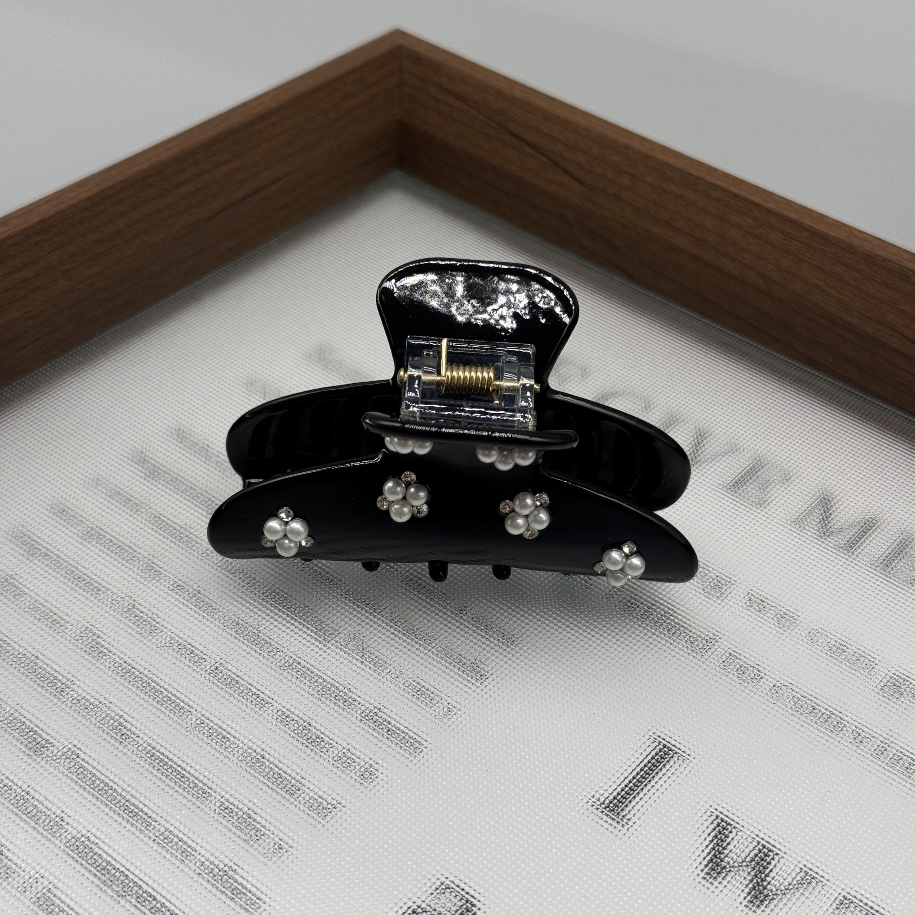 韩国ins百搭简约黑色精致梅花7cm中抓夹023