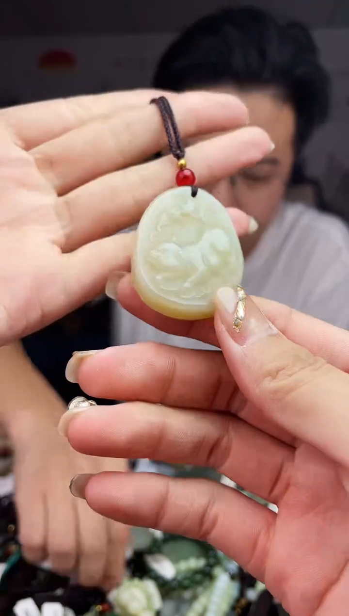 【闪购商品】和田玉挂件未镶嵌拍一发一