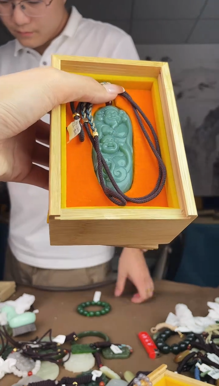 【闪购商品】和田玉挂件未镶嵌拍一发一