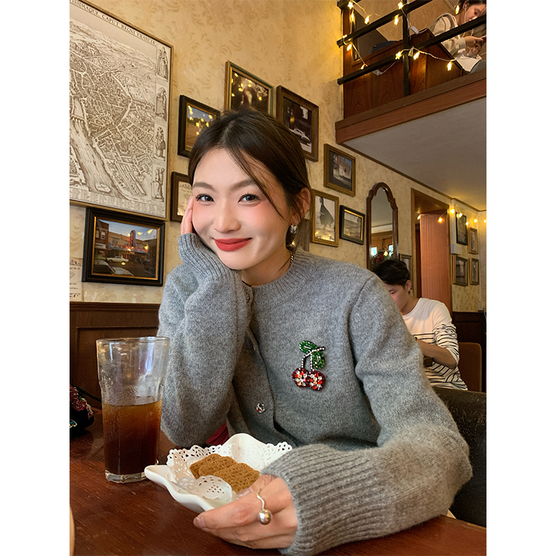 落落狷介 灰色毛衣女小个子长袖绵羊毛开衫上衣2025春秋装新款