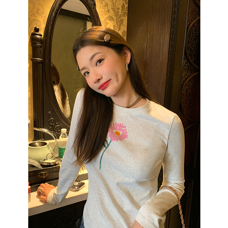 落落狷介 打底衫女秋冬内搭可外穿2025年新款设计感浅灰色T恤长袖