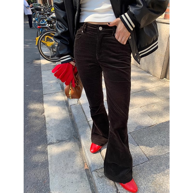 落落狷介 裤子女秋冬款灯芯绒喇叭裤新款高腰小众小个子裤子