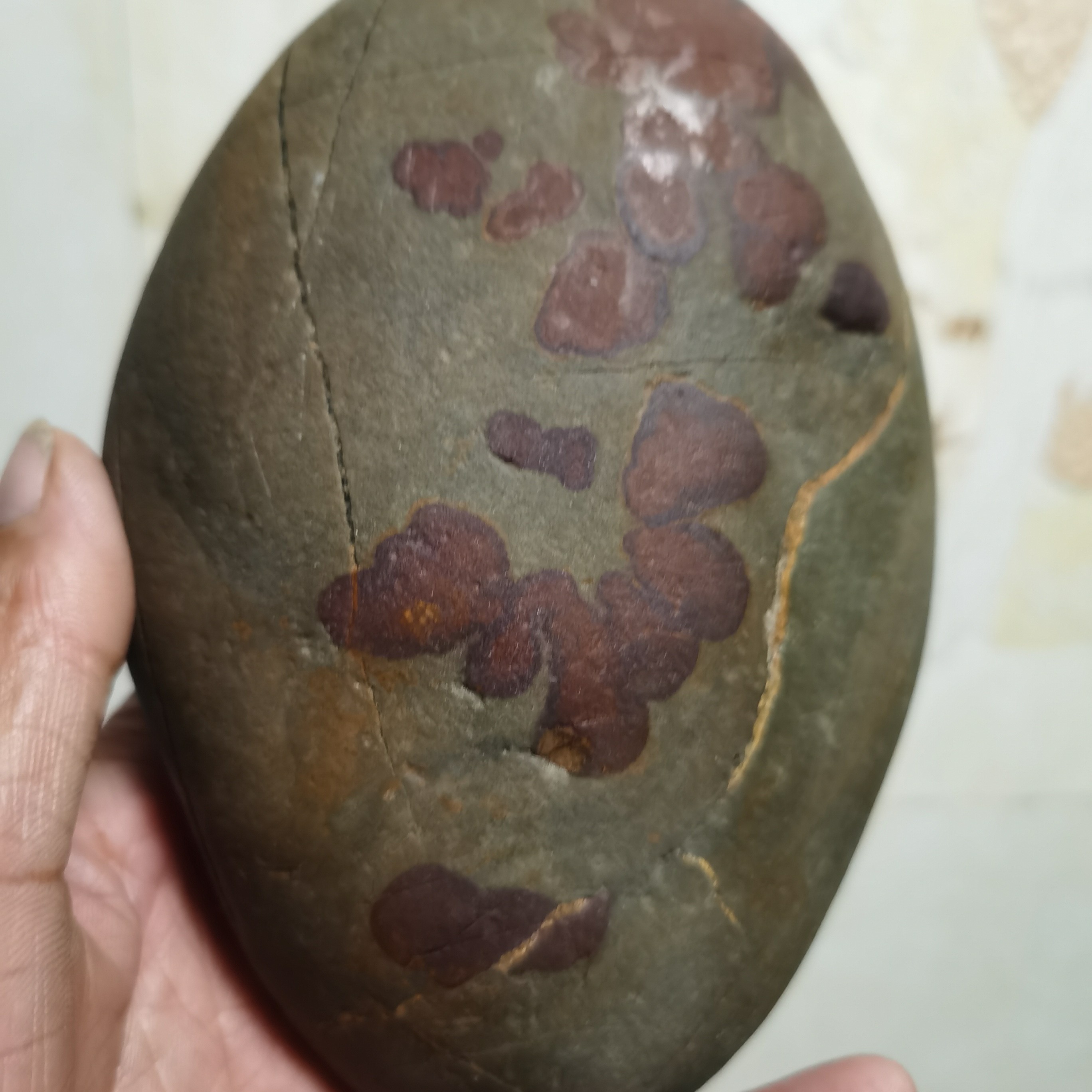 本地全手工纯天然草花石，居家摆件，有石来运转之美称粗陶靠山石