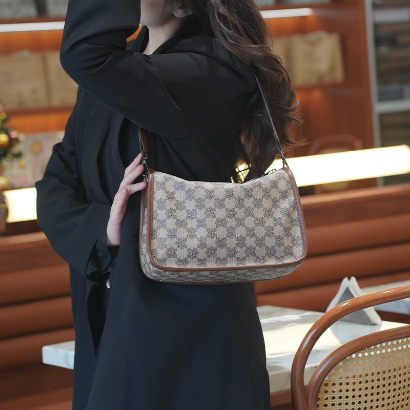 迪兰奇包包斜挎包女款爆款2025新款通勤女包大容量百搭潮流便携包商品图